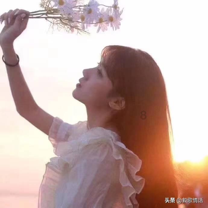 五彩几何塔